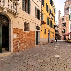 Glass House - Loft 2 Minutes To Rialto Bridge & View Apartment Venice