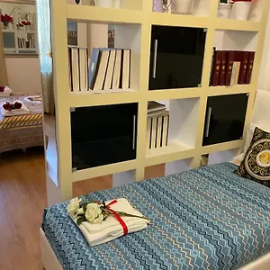  Apartment Arena D'intorno