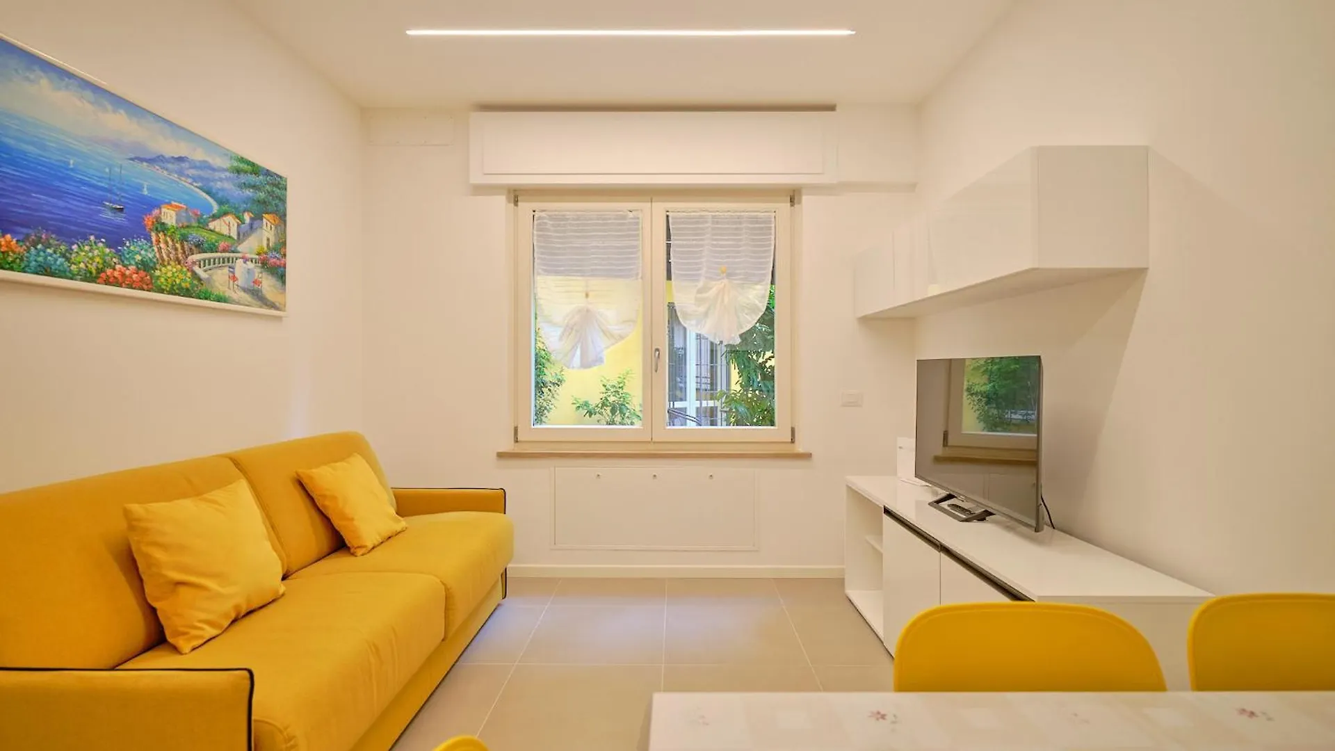 Apartmentsarena - Residenza Dei Doganieri - Verona 0*,  Italy